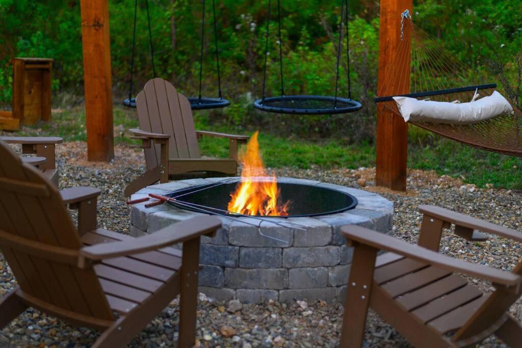 Under The Stars - Secluded, Hot Tub, Firepit, Games Villa Broken Bow Exterior foto