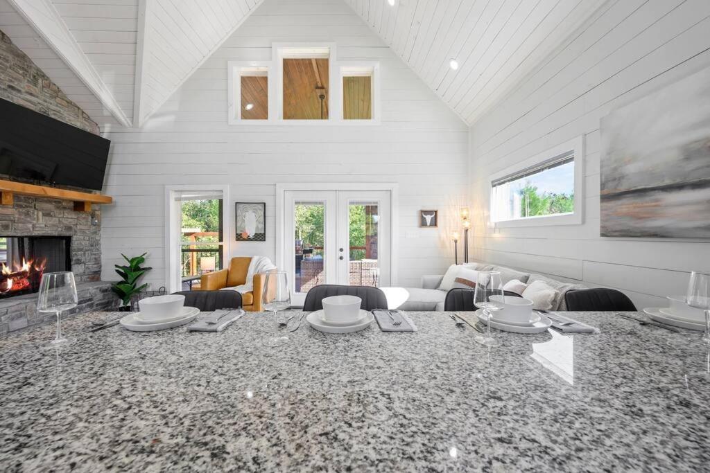 Under The Stars - Secluded, Hot Tub, Firepit, Games Villa Broken Bow Exterior foto