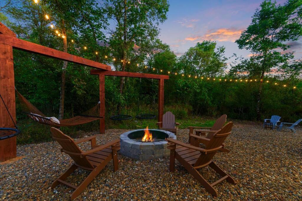 Under The Stars - Secluded, Hot Tub, Firepit, Games Villa Broken Bow Exterior foto