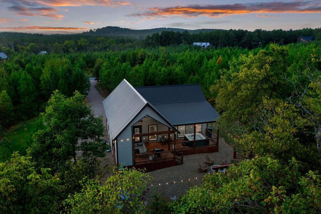 Under The Stars - Secluded, Hot Tub, Firepit, Games Villa Broken Bow Exterior foto